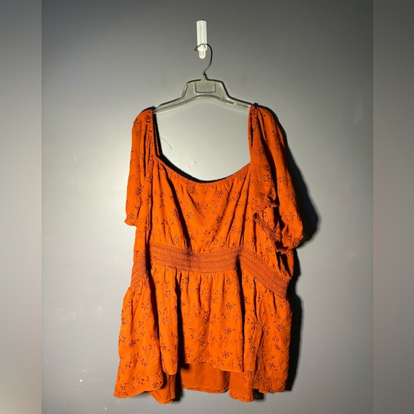 Torrid Georgette Eyelet Smocked Waist Top Size 6X - Picture 4 of 5